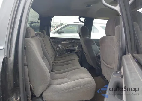 2003 Chevrolet Silverado 1500Hd Ls z USA, uszkodzony, nr VIN 1GCGK13U03F125952